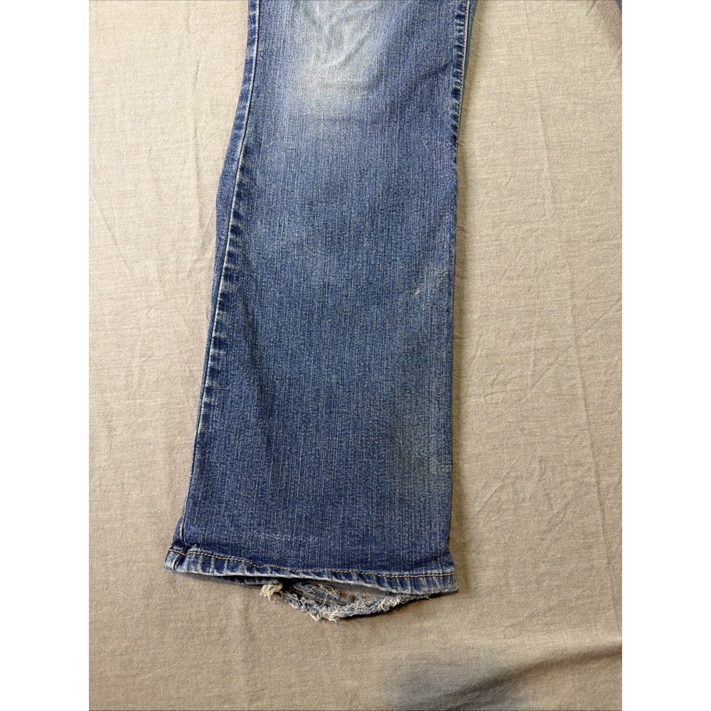 Levi's 515 Nouveau Boot Cut Stretch Jeans Women's Size 6 Short Medium Wash - Picture 2 of 16